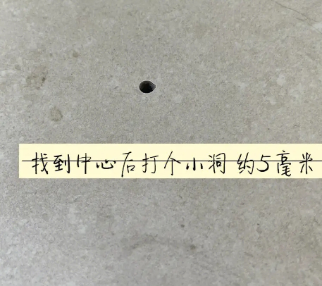 龙胜瓷砖空鼓维修公司专业解答在瓷砖铺贴过程中，如果砂料搅拌不均匀，将会带来以下问题